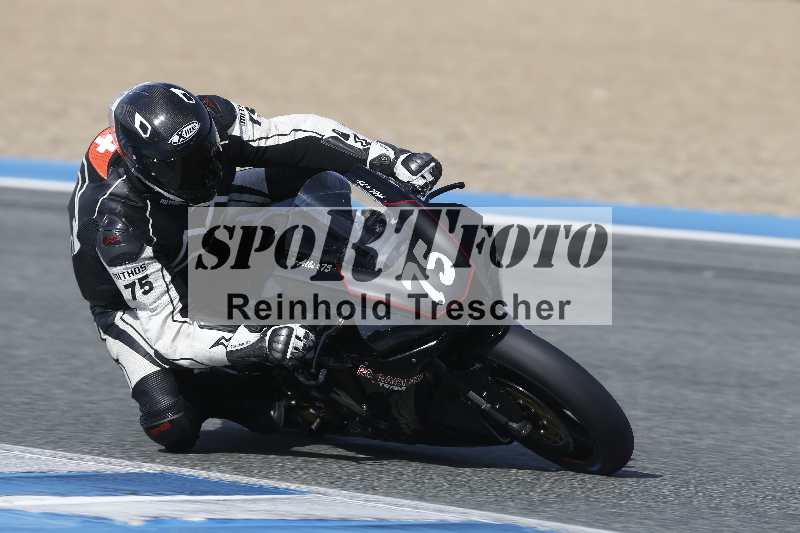 /Archiv-2024/02 29.01.-02.02.2024 Moto Center Thun Jerez/Gruppe schwarz-black/75